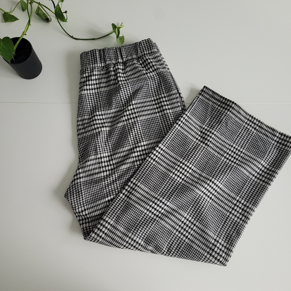 Black and White Plaid Pants Size 14